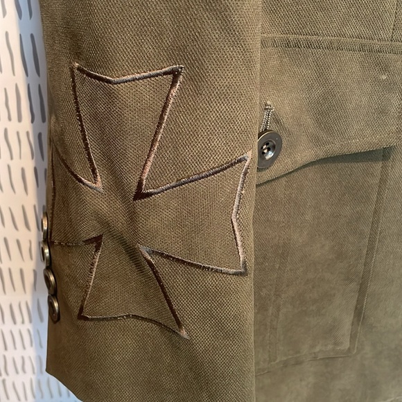 Empra military style green jacket with pockets and emblems on the sleeves sz. L - Picture 3 of 5